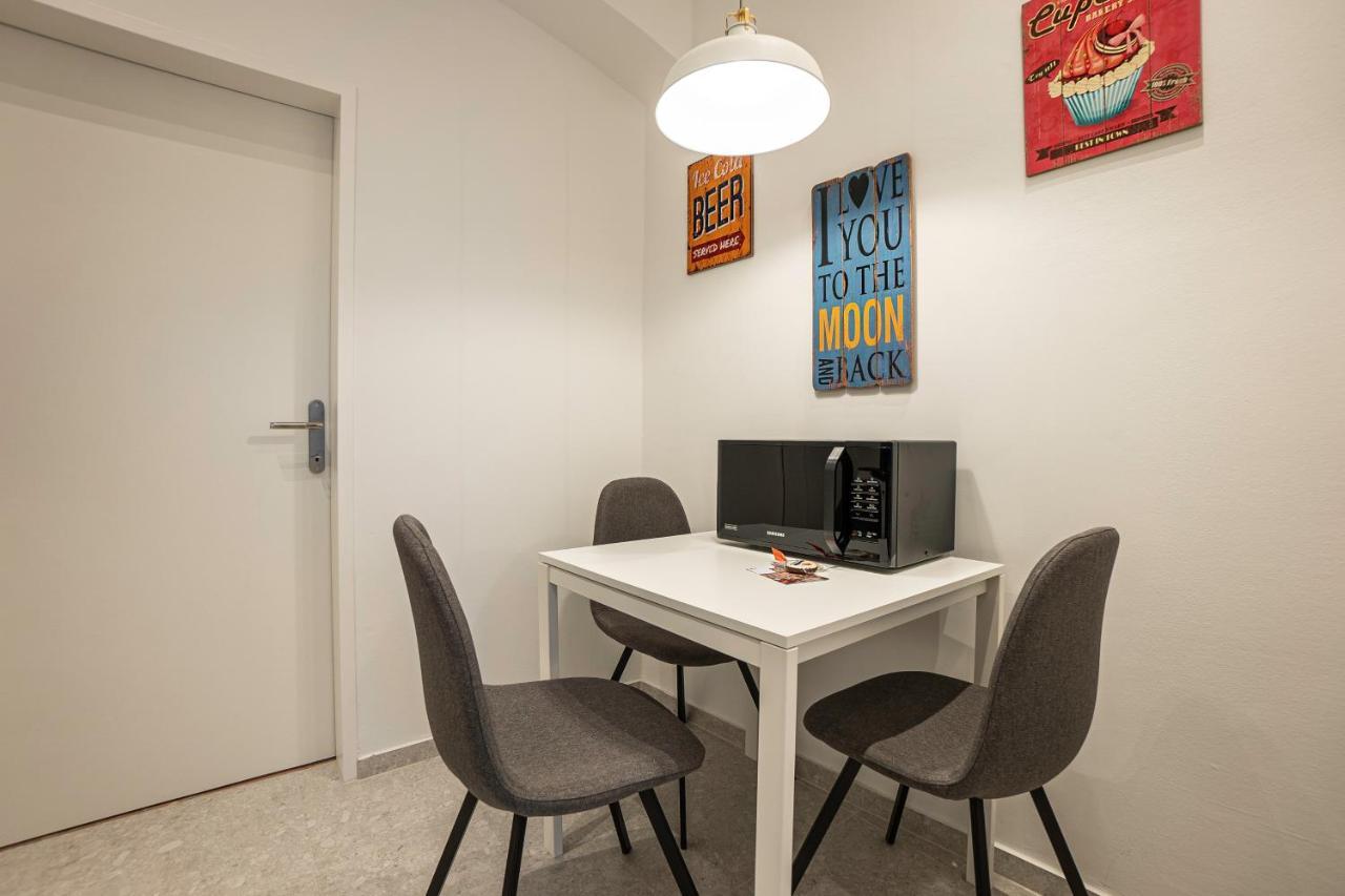 Experience Fresh Comfort In Our Brand-New Apartment In Vienna'S 17Th District Εξωτερικό φωτογραφία